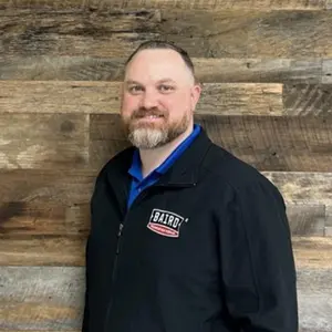 Houstons sales manger smiles for his headshot