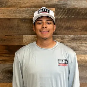 San Antonio installer smiles for his headshot