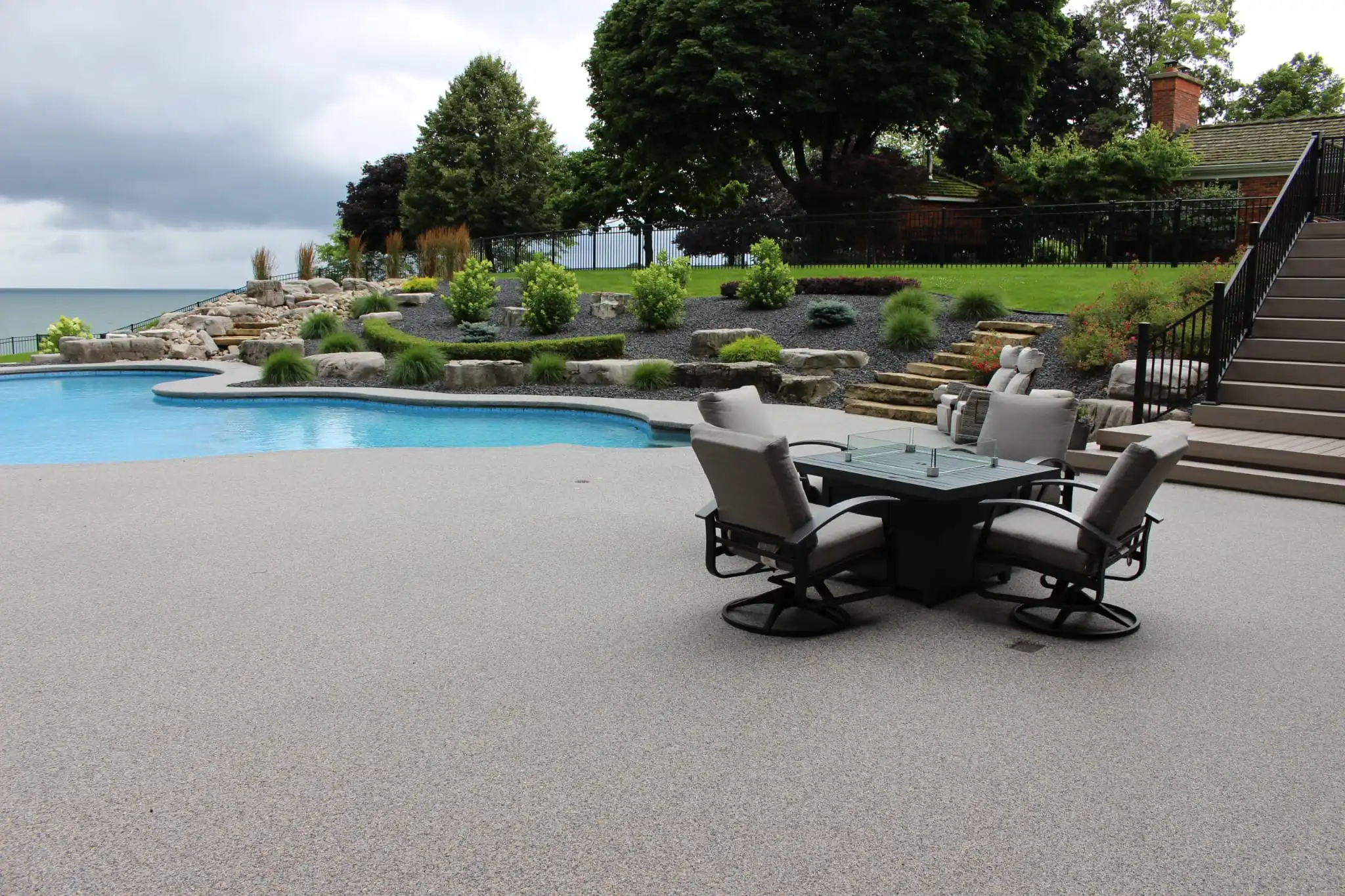 pool deck and patio resurfaced with vuba stone